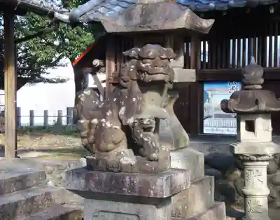 生田明神社(大山寺町)の狛犬