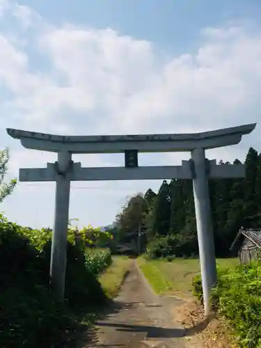 南神社の鳥居