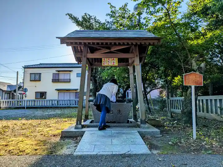 天白神社の手水舎