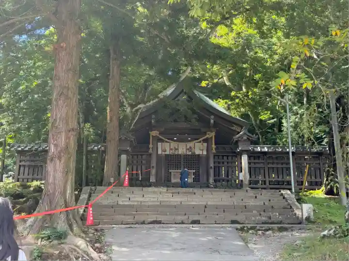 諏訪大社上社前宮(長野県)