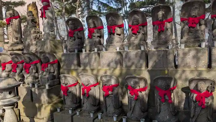 成田山大照寺の地蔵