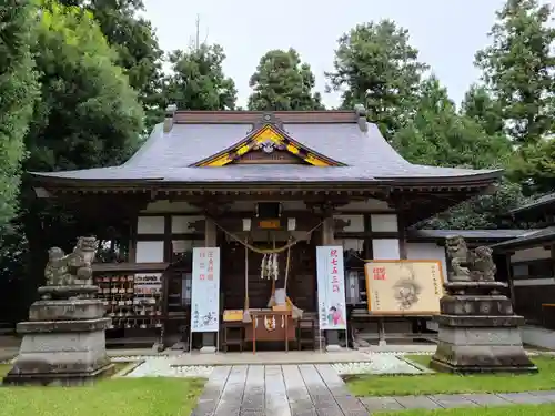 鏡石鹿嶋神社の本殿