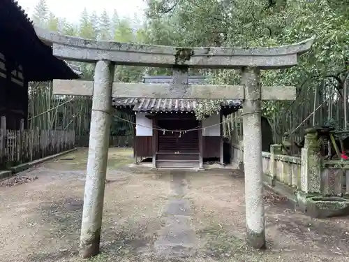 讃岐國分寺の末社