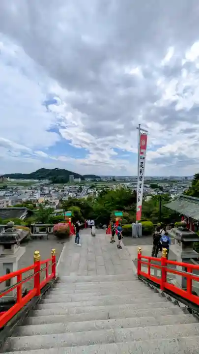 足利織姫神社の{uncategorized: "未分類", other: "その他", undefined: "問題あり", building: "その他建物", grave: "お墓", sacred_gate: "鳥居", guardian: "狛犬", statue: "像", buddha: "仏像", history: "歴史", nature: "自然", garden: "庭園", animal: "動物", pagoda: "塔", temizu: "手水舎", mountain_gate: "山門・神門", sanctuary: "本殿・本堂", subordinate: "末社・摂社", art: "芸術", scenery: "景色", jizo: "地蔵", ema: "絵馬", goshuin: "御朱印", omikuji: "おみくじ", items: "授与品その他", amulet: "お守り", goshuincho: "御朱印帳", eats: "食事", festival: "お祭り", votive_dance: "神楽", shichigosan: "七五三参", wedding: "結婚式", experience: "体験その他", initially: "初詣", around: "周辺", anti_infection: "感染症対策"}