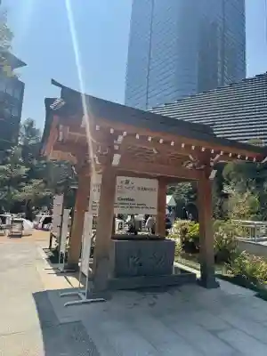 西久保八幡神社の{uncategorized: "未分類", other: "その他", undefined: "問題あり", building: "その他建物", grave: "お墓", sacred_gate: "鳥居", guardian: "狛犬", statue: "像", buddha: "仏像", history: "歴史", nature: "自然", garden: "庭園", animal: "動物", pagoda: "塔", temizu: "手水舎", mountain_gate: "山門・神門", sanctuary: "本殿・本堂", subordinate: "末社・摂社", art: "芸術", scenery: "景色", jizo: "地蔵", ema: "絵馬", goshuin: "御朱印", omikuji: "おみくじ", items: "授与品その他", amulet: "お守り", goshuincho: "御朱印帳", eats: "食事", festival: "お祭り", votive_dance: "神楽", shichigosan: "七五三参", wedding: "結婚式", experience: "体験その他", initially: "初詣", around: "周辺", anti_infection: "感染症対策"}