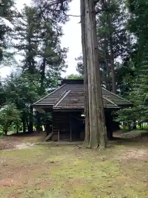 香取神社の{uncategorized: "未分類", other: "その他", undefined: "問題あり", building: "その他建物", grave: "お墓", sacred_gate: "鳥居", guardian: "狛犬", statue: "像", buddha: "仏像", history: "歴史", nature: "自然", garden: "庭園", animal: "動物", pagoda: "塔", temizu: "手水舎", mountain_gate: "山門・神門", sanctuary: "本殿・本堂", subordinate: "末社・摂社", art: "芸術", scenery: "景色", jizo: "地蔵", ema: "絵馬", goshuin: "御朱印", omikuji: "おみくじ", items: "授与品その他", amulet: "お守り", goshuincho: "御朱印帳", eats: "食事", festival: "お祭り", votive_dance: "神楽", shichigosan: "七五三参", wedding: "結婚式", experience: "体験その他", initially: "初詣", around: "周辺", anti_infection: "感染症対策"}