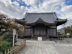 西新井大師総持寺の本殿