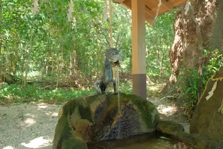 花窟神社の手水舎