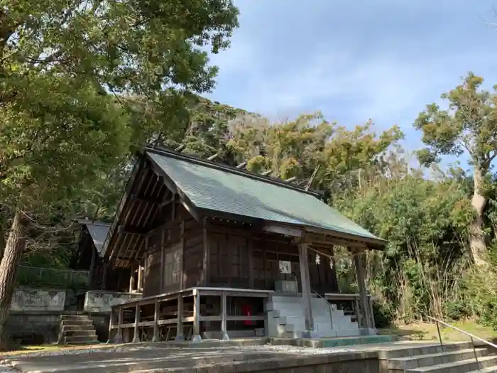 洲宮神社の本殿