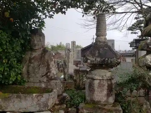 玉泉寺の塔