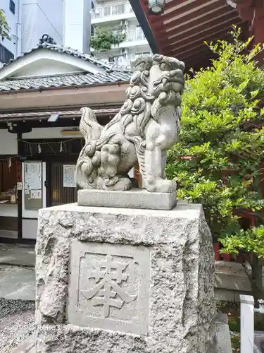 秋葉神社の狛犬