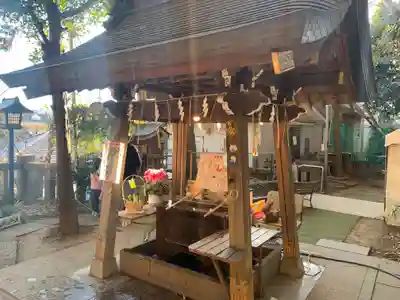 太子堂八幡神社の手水舎