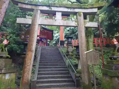 伏見稲荷大社　御膳谷奉拝所(京都府)