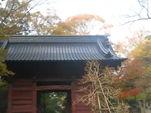 妙本寺の山門