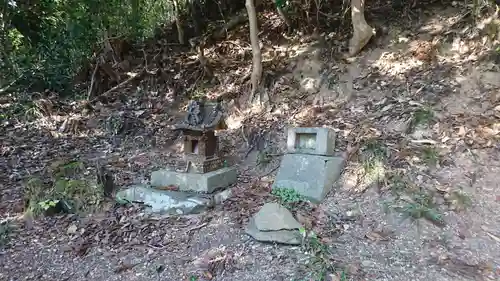 稲荷神社の末社