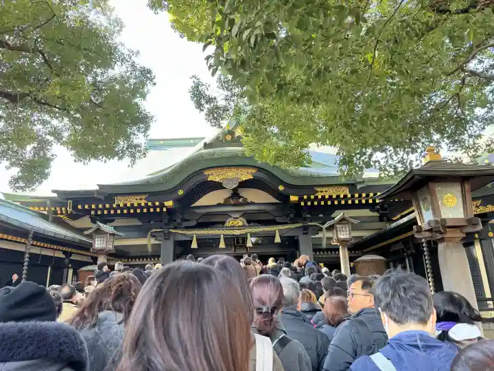 穴八幡宮の{uncategorized: "未分類", other: "その他", undefined: "問題あり", building: "その他建物", grave: "お墓", sacred_gate: "鳥居", guardian: "狛犬", statue: "像", buddha: "仏像", history: "歴史", nature: "自然", garden: "庭園", animal: "動物", pagoda: "塔", temizu: "手水舎", mountain_gate: "山門・神門", sanctuary: "本殿・本堂", subordinate: "末社・摂社", art: "芸術", scenery: "景色", jizo: "地蔵", ema: "絵馬", goshuin: "御朱印", omikuji: "おみくじ", items: "授与品その他", amulet: "お守り", goshuincho: "御朱印帳", eats: "食事", festival: "お祭り", votive_dance: "神楽", shichigosan: "七五三参", wedding: "結婚式", experience: "体験その他", initially: "初詣", around: "周辺", anti_infection: "感染症対策"}