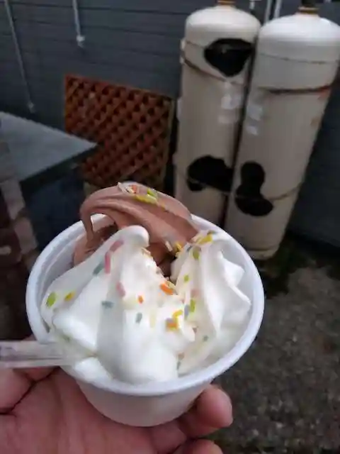 タカトシ牧場神社の食事