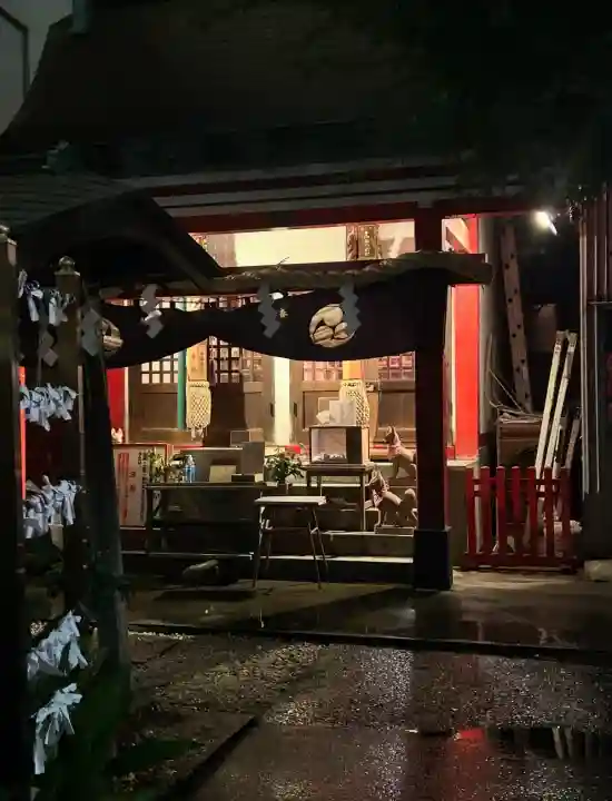 讃岐小白稲荷神社の{uncategorized: "未分類", other: "その他", undefined: "問題あり", building: "その他建物", grave: "お墓", sacred_gate: "鳥居", guardian: "狛犬", statue: "像", buddha: "仏像", history: "歴史", nature: "自然", garden: "庭園", animal: "動物", pagoda: "塔", temizu: "手水舎", mountain_gate: "山門・神門", sanctuary: "本殿・本堂", subordinate: "末社・摂社", art: "芸術", scenery: "景色", jizo: "地蔵", ema: "絵馬", goshuin: "御朱印", omikuji: "おみくじ", items: "授与品その他", amulet: "お守り", goshuincho: "御朱印帳", eats: "食事", festival: "お祭り", votive_dance: "神楽", shichigosan: "七五三参", wedding: "結婚式", experience: "体験その他", initially: "初詣", around: "周辺", anti_infection: "感染症対策"}
