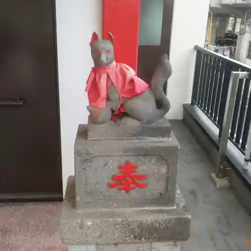 永倉稲荷神社の狛犬