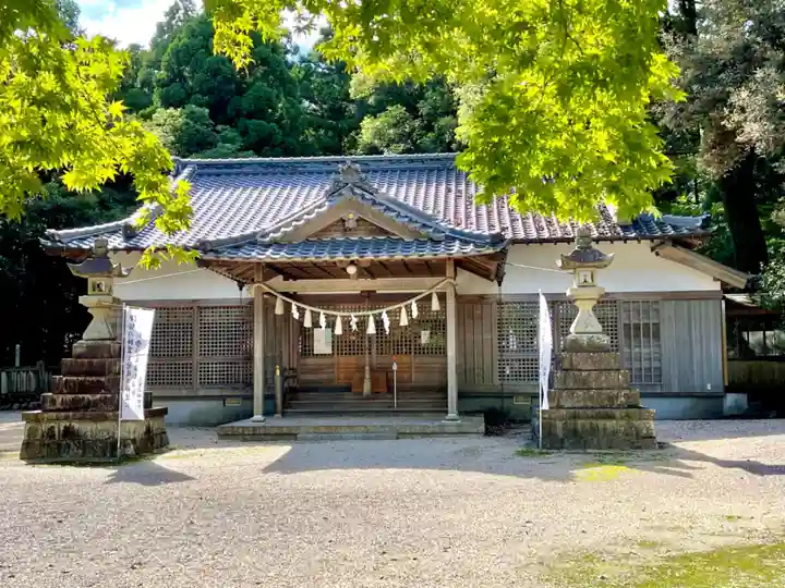 布氣皇舘太神社の本殿・本堂