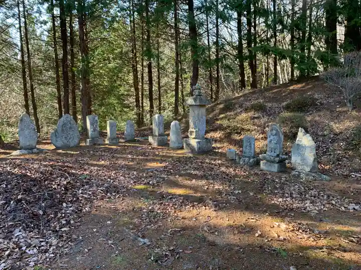 見渡神社 日枝神社の像