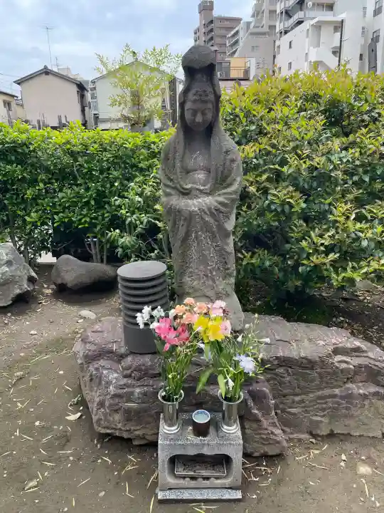 寶蔵院の{uncategorized: "未分類", other: "その他", undefined: "問題あり", building: "その他建物", grave: "お墓", sacred_gate: "鳥居", guardian: "狛犬", statue: "像", buddha: "仏像", history: "歴史", nature: "自然", garden: "庭園", animal: "動物", pagoda: "塔", temizu: "手水舎", mountain_gate: "山門・神門", sanctuary: "本殿・本堂", subordinate: "末社・摂社", art: "芸術", scenery: "景色", jizo: "地蔵", ema: "絵馬", goshuin: "御朱印", omikuji: "おみくじ", items: "授与品その他", amulet: "お守り", goshuincho: "御朱印帳", eats: "食事", festival: "お祭り", votive_dance: "神楽", shichigosan: "七五三参", wedding: "結婚式", experience: "体験その他", initially: "初詣", around: "周辺", anti_infection: "感染症対策"}