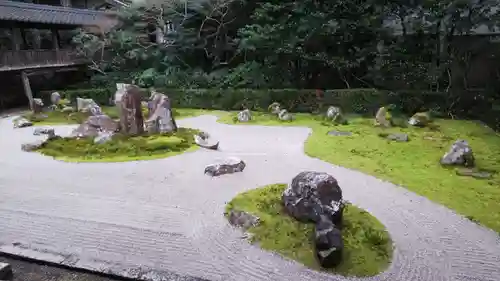 龍潭寺の庭園