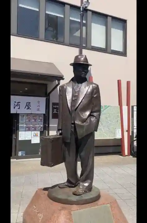 題経寺(柴又帝釈天)の{uncategorized: "未分類", other: "その他", undefined: "問題あり", building: "その他建物", grave: "お墓", sacred_gate: "鳥居", guardian: "狛犬", statue: "像", buddha: "仏像", history: "歴史", nature: "自然", garden: "庭園", animal: "動物", pagoda: "塔", temizu: "手水舎", mountain_gate: "山門・神門", sanctuary: "本殿・本堂", subordinate: "末社・摂社", art: "芸術", scenery: "景色", jizo: "地蔵", ema: "絵馬", goshuin: "御朱印", omikuji: "おみくじ", items: "授与品その他", amulet: "お守り", goshuincho: "御朱印帳", eats: "食事", festival: "お祭り", votive_dance: "神楽", shichigosan: "七五三参", wedding: "結婚式", experience: "体験その他", initially: "初詣", around: "周辺", anti_infection: "感染症対策"}