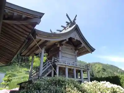 御所神社の本殿・本堂
