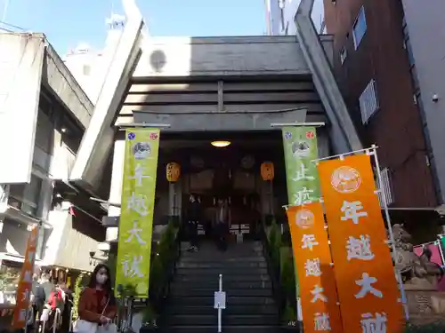 烏森神社の本殿