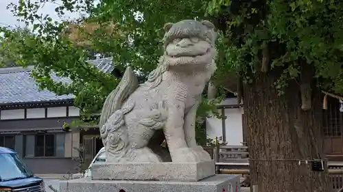 印内八坂神社の狛犬