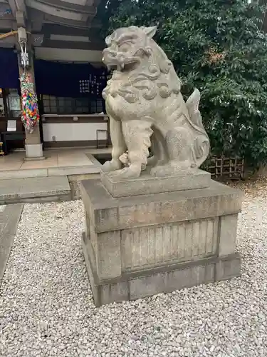 大鳥神社の狛犬