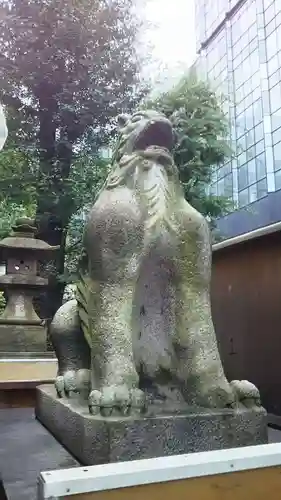 稲荷鬼王神社の狛犬
