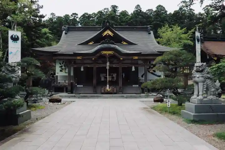 熊野本宮大社の{uncategorized: "未分類", other: "その他", undefined: "問題あり", building: "その他建物", grave: "お墓", sacred_gate: "鳥居", guardian: "狛犬", statue: "像", buddha: "仏像", history: "歴史", nature: "自然", garden: "庭園", animal: "動物", pagoda: "塔", temizu: "手水舎", mountain_gate: "山門・神門", sanctuary: "本殿・本堂", subordinate: "末社・摂社", art: "芸術", scenery: "景色", jizo: "地蔵", ema: "絵馬", goshuin: "御朱印", omikuji: "おみくじ", items: "授与品その他", amulet: "お守り", goshuincho: "御朱印帳", eats: "食事", festival: "お祭り", votive_dance: "神楽", shichigosan: "七五三参", wedding: "結婚式", experience: "体験その他", initially: "初詣", around: "周辺", anti_infection: "感染症対策"}