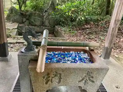 青海神社の手水舎