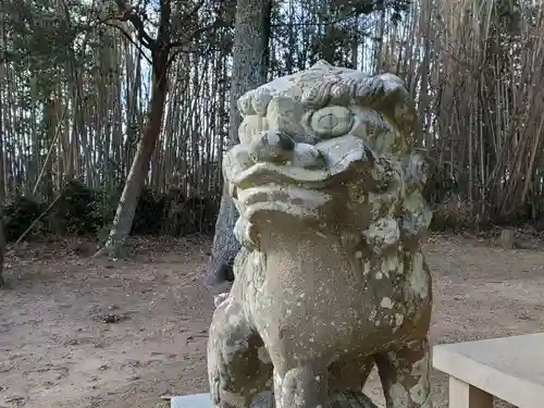 吉福八幡神社の狛犬