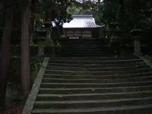 志都岐山神社の建物その他