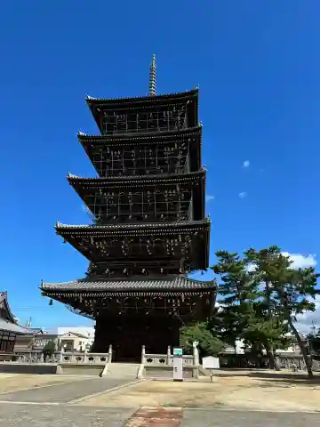 善通寺の{uncategorized: "未分類", other: "その他", undefined: "問題あり", building: "その他建物", grave: "お墓", sacred_gate: "鳥居", guardian: "狛犬", statue: "像", buddha: "仏像", history: "歴史", nature: "自然", garden: "庭園", animal: "動物", pagoda: "塔", temizu: "手水舎", mountain_gate: "山門・神門", sanctuary: "本殿・本堂", subordinate: "末社・摂社", art: "芸術", scenery: "景色", jizo: "地蔵", ema: "絵馬", goshuin: "御朱印", omikuji: "おみくじ", items: "授与品その他", amulet: "お守り", goshuincho: "御朱印帳", eats: "食事", festival: "お祭り", votive_dance: "神楽", shichigosan: "七五三参", wedding: "結婚式", experience: "体験その他", initially: "初詣", around: "周辺", anti_infection: "感染症対策"}