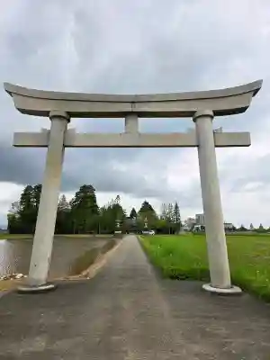 石武雄神社の{uncategorized: "未分類", other: "その他", undefined: "問題あり", building: "その他建物", grave: "お墓", sacred_gate: "鳥居", guardian: "狛犬", statue: "像", buddha: "仏像", history: "歴史", nature: "自然", garden: "庭園", animal: "動物", pagoda: "塔", temizu: "手水舎", mountain_gate: "山門・神門", sanctuary: "本殿・本堂", subordinate: "末社・摂社", art: "芸術", scenery: "景色", jizo: "地蔵", ema: "絵馬", goshuin: "御朱印", omikuji: "おみくじ", items: "授与品その他", amulet: "お守り", goshuincho: "御朱印帳", eats: "食事", festival: "お祭り", votive_dance: "神楽", shichigosan: "七五三参", wedding: "結婚式", experience: "体験その他", initially: "初詣", around: "周辺", anti_infection: "感染症対策"}