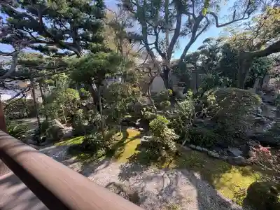 後白河院御聖蹟　法住寺の{uncategorized: "未分類", other: "その他", undefined: "問題あり", building: "その他建物", grave: "お墓", sacred_gate: "鳥居", guardian: "狛犬", statue: "像", buddha: "仏像", history: "歴史", nature: "自然", garden: "庭園", animal: "動物", pagoda: "塔", temizu: "手水舎", mountain_gate: "山門・神門", sanctuary: "本殿・本堂", subordinate: "末社・摂社", art: "芸術", scenery: "景色", jizo: "地蔵", ema: "絵馬", goshuin: "御朱印", omikuji: "おみくじ", items: "授与品その他", amulet: "お守り", goshuincho: "御朱印帳", eats: "食事", festival: "お祭り", votive_dance: "神楽", shichigosan: "七五三参", wedding: "結婚式", experience: "体験その他", initially: "初詣", around: "周辺", anti_infection: "感染症対策"}