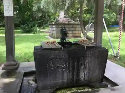 青森縣護國神社の手水舎