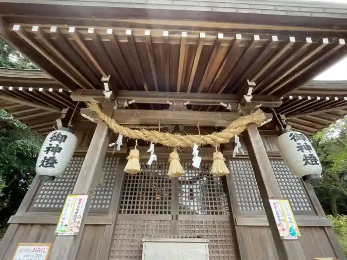 埴生神社の本殿