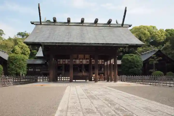 宮崎神宮の山門・神門