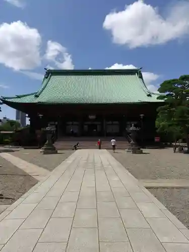 護国寺の本殿・本堂