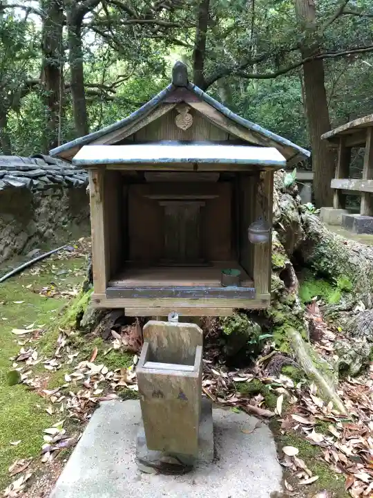 住吉神社の{uncategorized: "未分類", other: "その他", undefined: "問題あり", building: "その他建物", grave: "お墓", sacred_gate: "鳥居", guardian: "狛犬", statue: "像", buddha: "仏像", history: "歴史", nature: "自然", garden: "庭園", animal: "動物", pagoda: "塔", temizu: "手水舎", mountain_gate: "山門・神門", sanctuary: "本殿・本堂", subordinate: "末社・摂社", art: "芸術", scenery: "景色", jizo: "地蔵", ema: "絵馬", goshuin: "御朱印", omikuji: "おみくじ", items: "授与品その他", amulet: "お守り", goshuincho: "御朱印帳", eats: "食事", festival: "お祭り", votive_dance: "神楽", shichigosan: "七五三参", wedding: "結婚式", experience: "体験その他", initially: "初詣", around: "周辺", anti_infection: "感染症対策"}