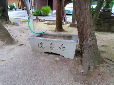 神明神社の手水舎