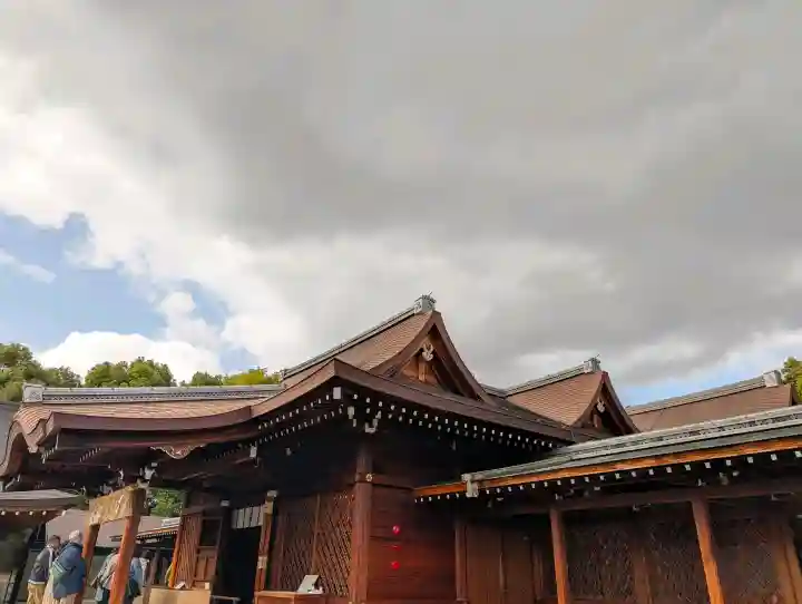 城南宮の{uncategorized: "未分類", other: "その他", undefined: "問題あり", building: "その他建物", grave: "お墓", sacred_gate: "鳥居", guardian: "狛犬", statue: "像", buddha: "仏像", history: "歴史", nature: "自然", garden: "庭園", animal: "動物", pagoda: "塔", temizu: "手水舎", mountain_gate: "山門・神門", sanctuary: "本殿・本堂", subordinate: "末社・摂社", art: "芸術", scenery: "景色", jizo: "地蔵", ema: "絵馬", goshuin: "御朱印", omikuji: "おみくじ", items: "授与品その他", amulet: "お守り", goshuincho: "御朱印帳", eats: "食事", festival: "お祭り", votive_dance: "神楽", shichigosan: "七五三参", wedding: "結婚式", experience: "体験その他", initially: "初詣", around: "周辺", anti_infection: "感染症対策"}
