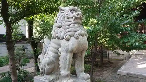 日置神社の狛犬