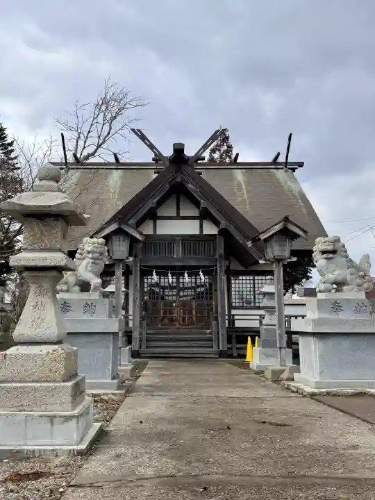 月崎神社の{uncategorized: "未分類", other: "その他", undefined: "問題あり", building: "その他建物", grave: "お墓", sacred_gate: "鳥居", guardian: "狛犬", statue: "像", buddha: "仏像", history: "歴史", nature: "自然", garden: "庭園", animal: "動物", pagoda: "塔", temizu: "手水舎", mountain_gate: "山門・神門", sanctuary: "本殿・本堂", subordinate: "末社・摂社", art: "芸術", scenery: "景色", jizo: "地蔵", ema: "絵馬", goshuin: "御朱印", omikuji: "おみくじ", items: "授与品その他", amulet: "お守り", goshuincho: "御朱印帳", eats: "食事", festival: "お祭り", votive_dance: "神楽", shichigosan: "七五三参", wedding: "結婚式", experience: "体験その他", initially: "初詣", around: "周辺", anti_infection: "感染症対策"}