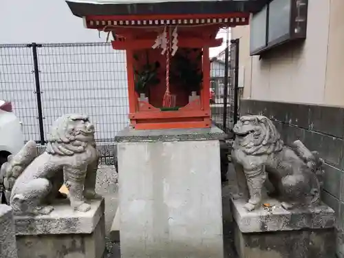 稲荷神社の狛犬